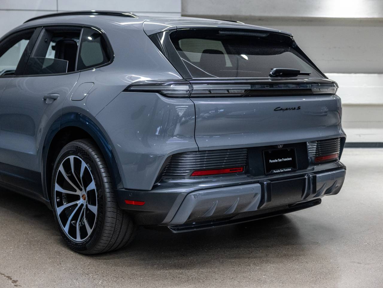 2026 Porsche Cayenne Cayenne S Electric