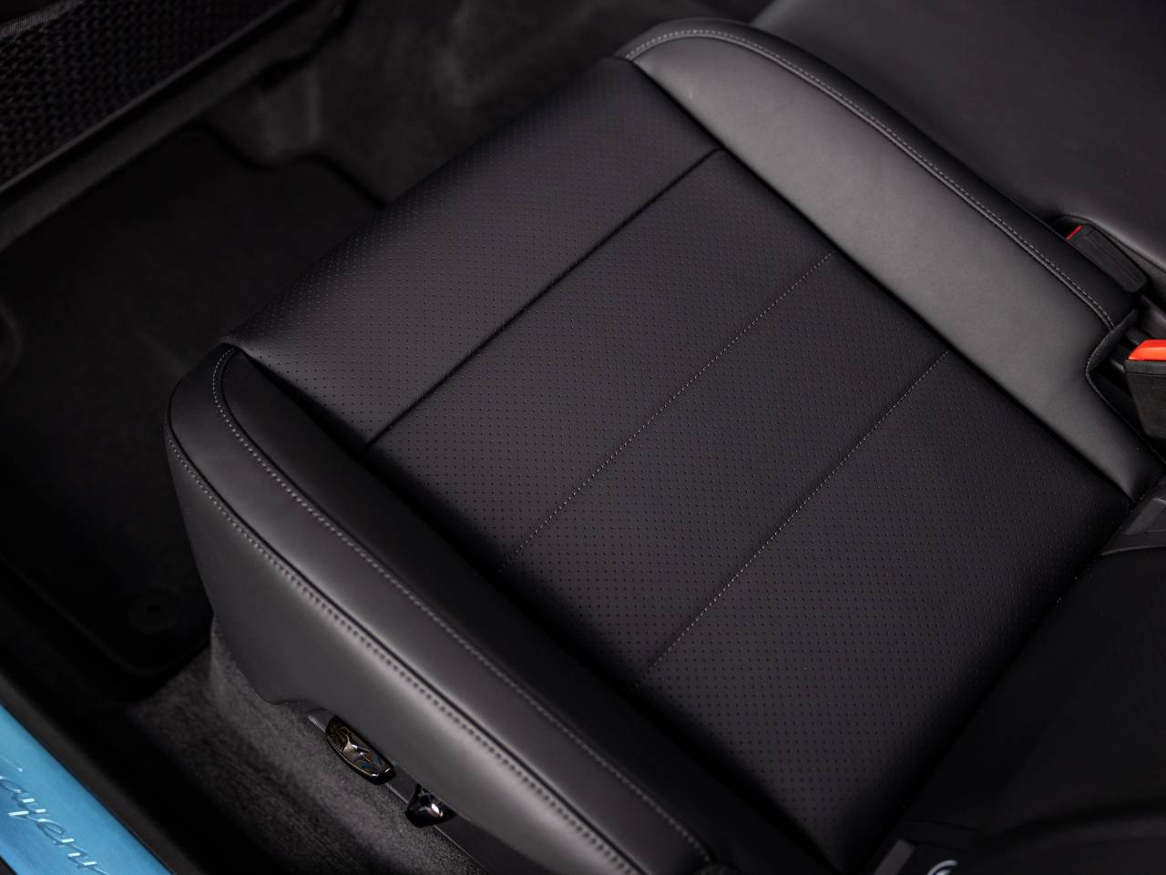 2026 Porsche Cayenne Cayenne S Electric