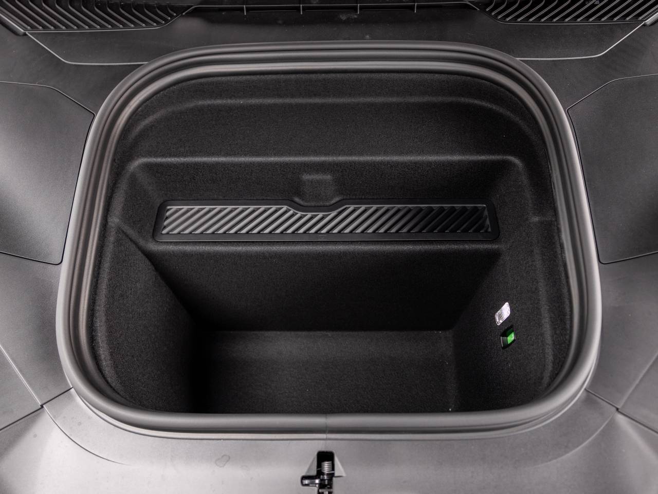 2026 Porsche Cayenne Cayenne S Electric