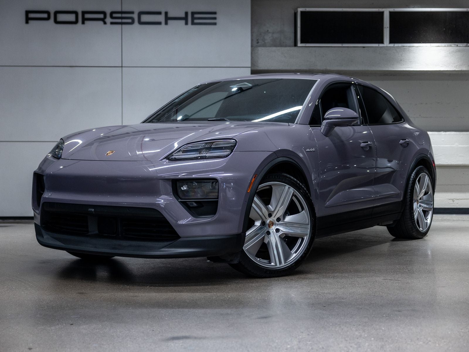 2025 Porsche Macan Macan 4S Electric