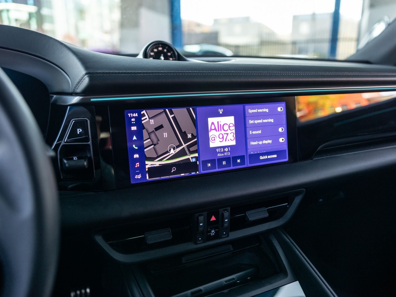 2025 Porsche Macan Macan 4S Electric