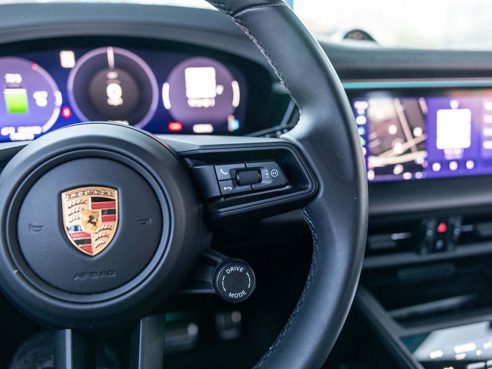 2025 Porsche Macan Macan 4S Electric