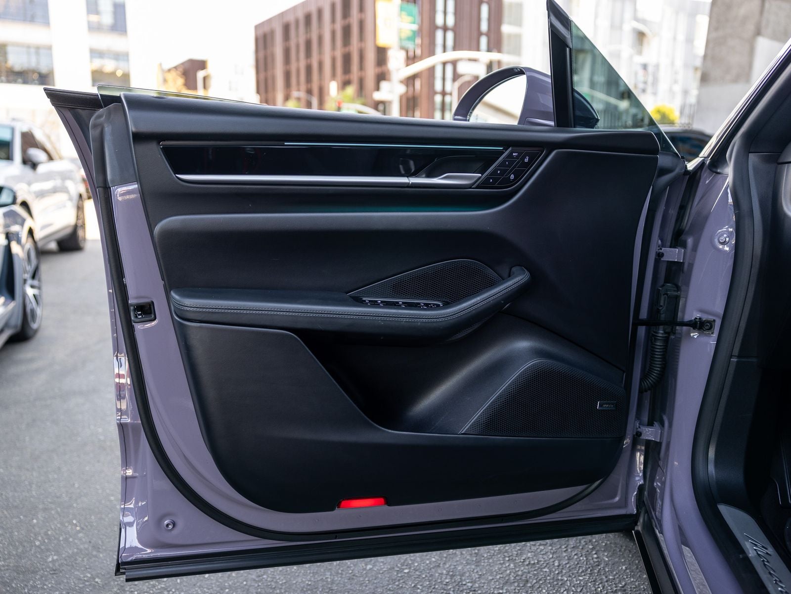 2025 Porsche Macan Macan 4S Electric