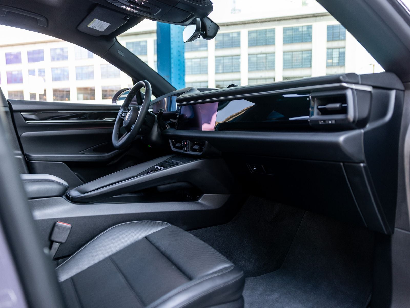 2025 Porsche Macan Macan 4S Electric