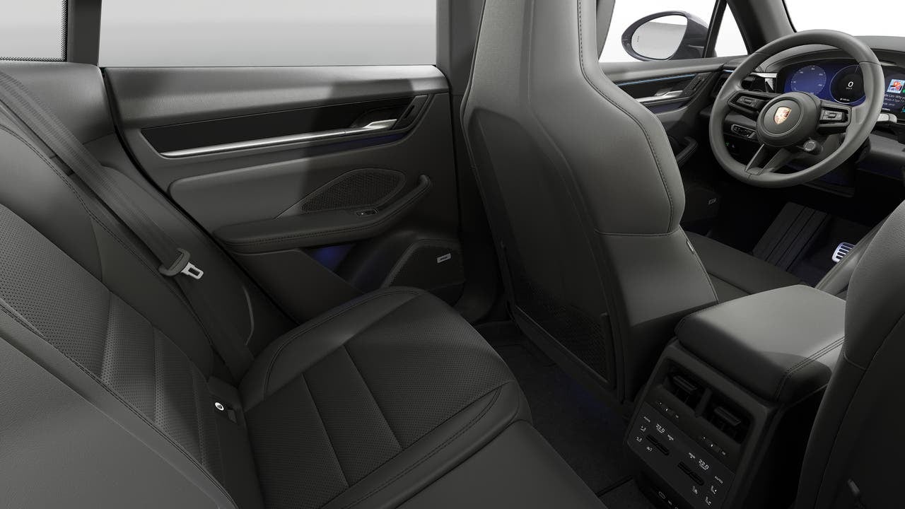 2025 Porsche Macan Macan 4S Electric