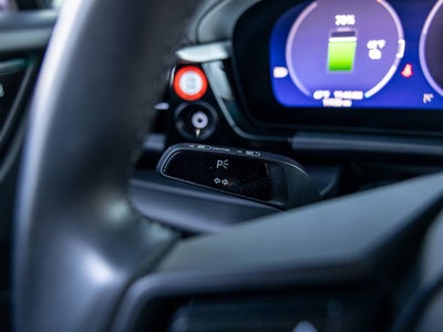 2025 Porsche Macan Macan 4S Electric