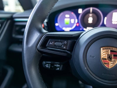 2025 Porsche Macan Macan 4S Electric