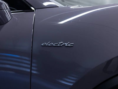 2025 Porsche Macan Macan 4S Electric