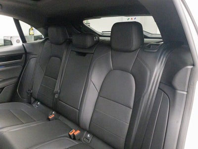 2025 Porsche Macan 4S Electric