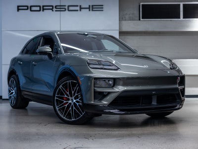 2025 Porsche Macan Macan Turbo Electric