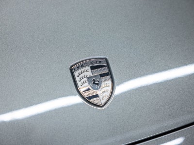 2025 Porsche Macan Macan Turbo Electric