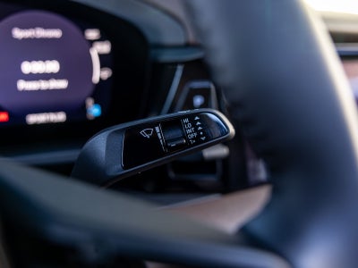 2025 Porsche Macan Macan Turbo Electric