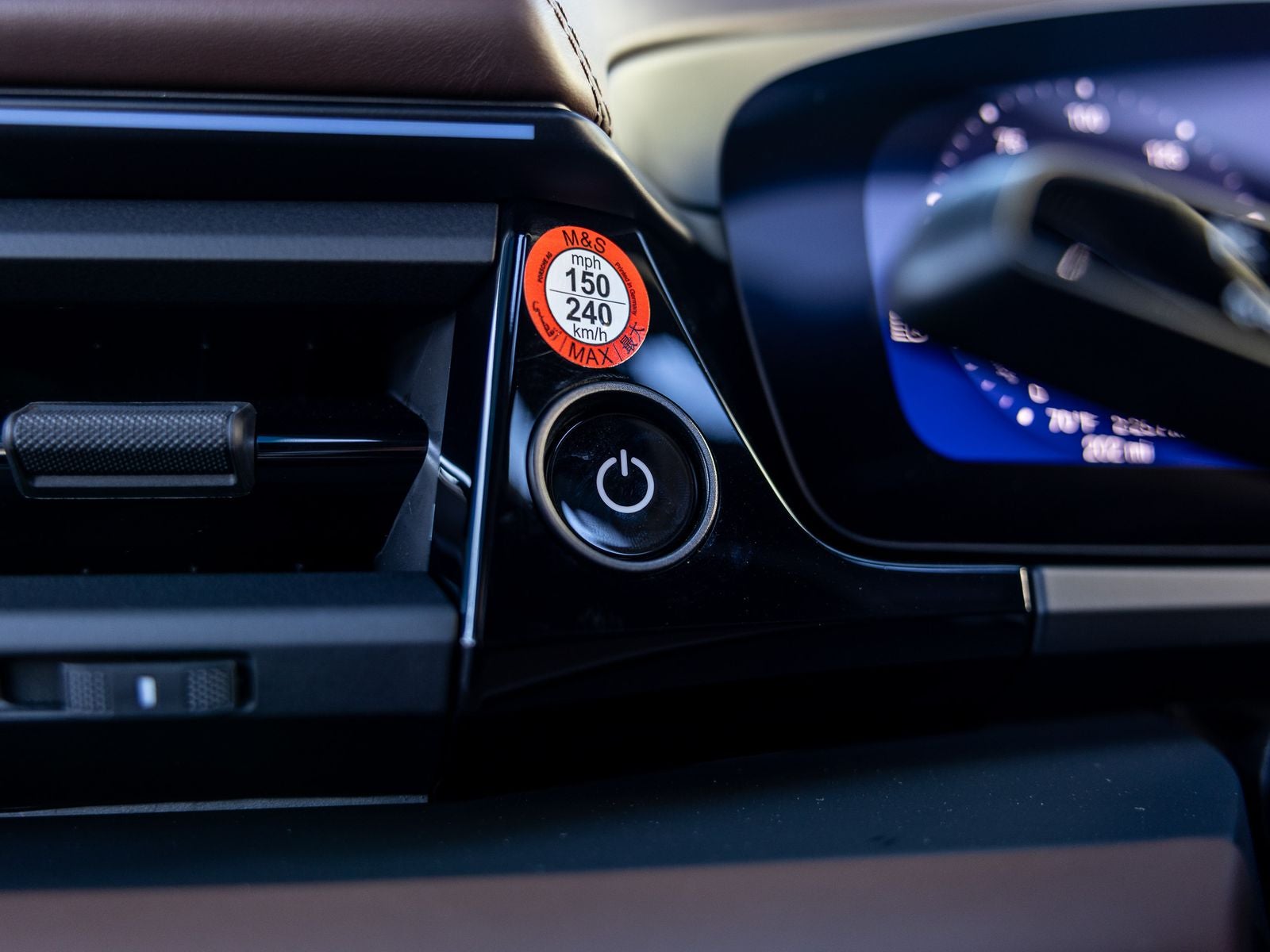 2025 Porsche Macan Macan Turbo Electric