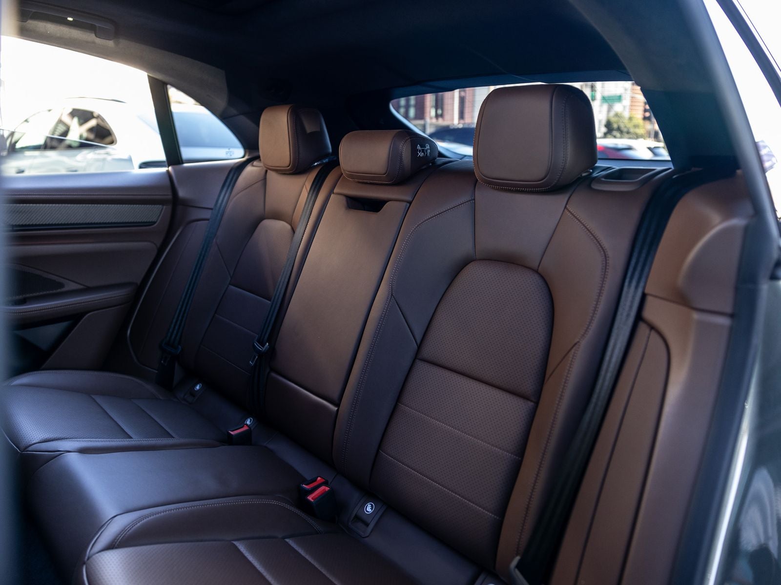 2025 Porsche Macan Macan Turbo Electric