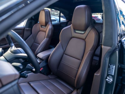 2025 Porsche Macan Macan Turbo Electric