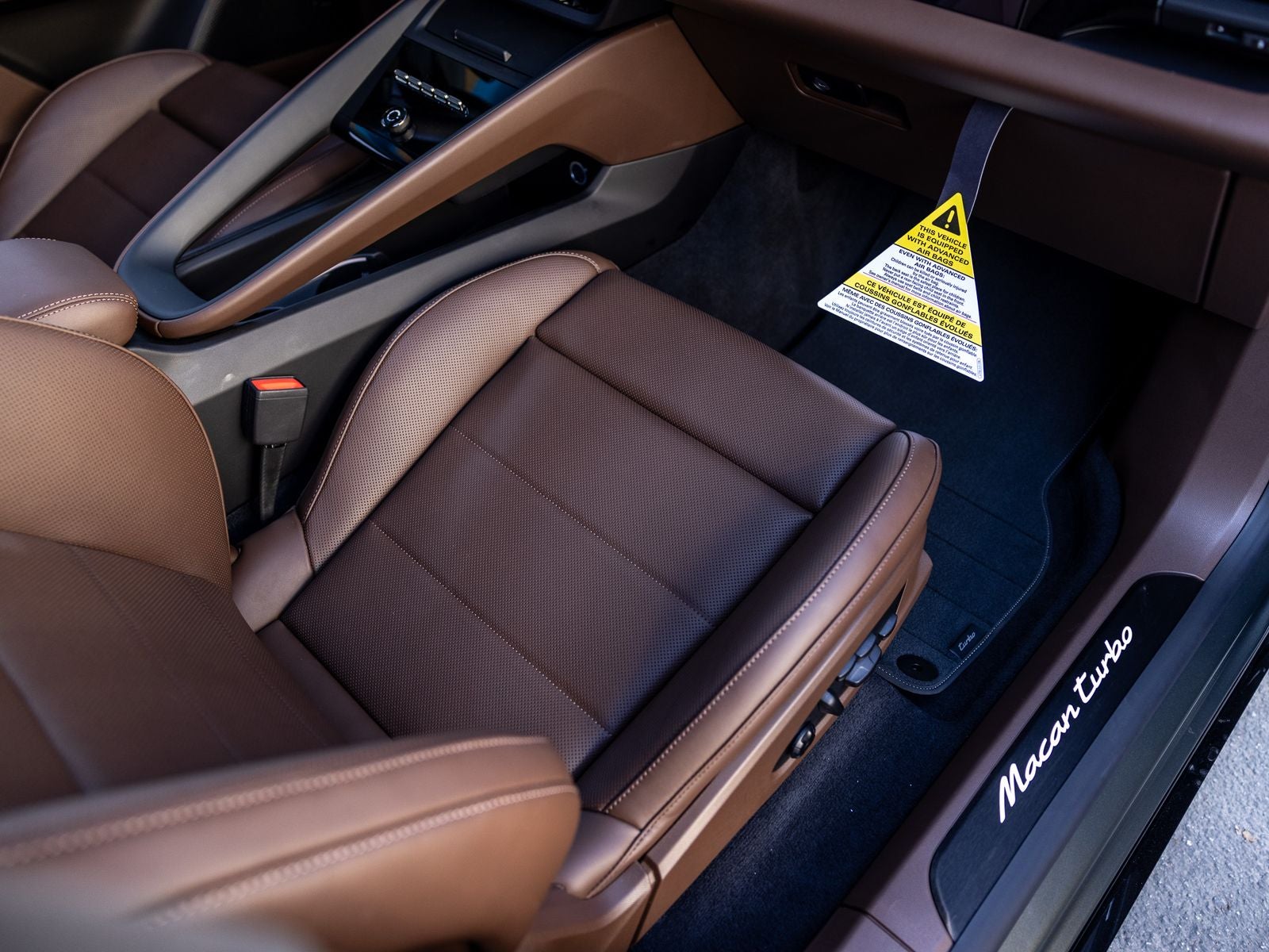 2025 Porsche Macan Macan Turbo Electric