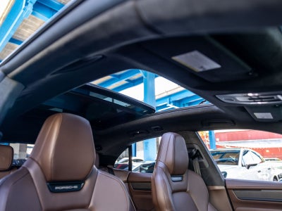 2025 Porsche Macan Macan Turbo Electric