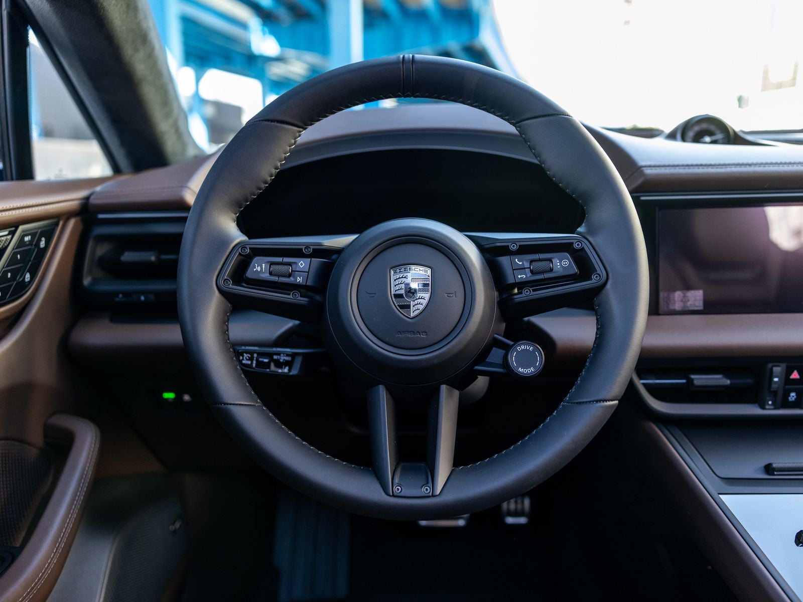 2025 Porsche Macan Macan Turbo Electric