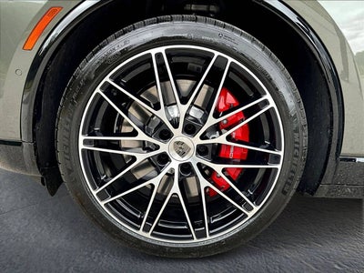 2025 Porsche Macan Macan Turbo Electric