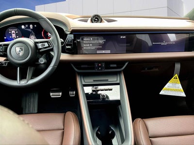 2025 Porsche Macan Macan Turbo Electric