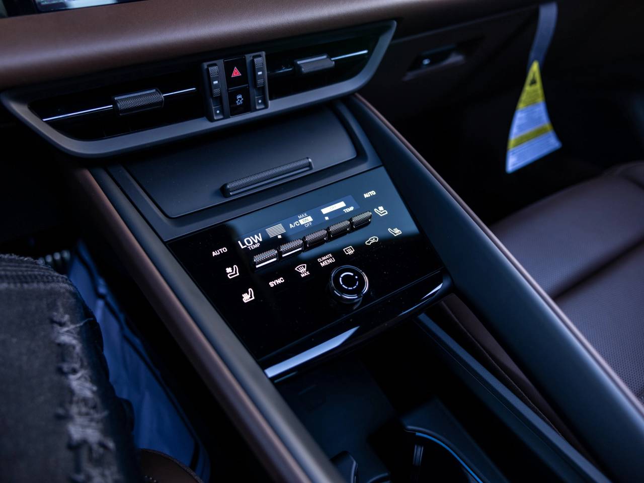 2025 Porsche Macan Macan Turbo Electric