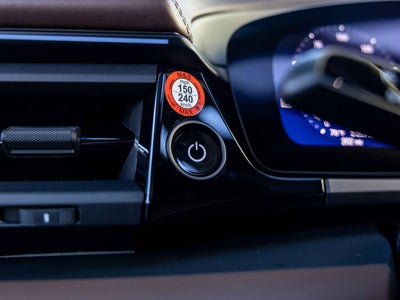 2025 Porsche Macan Macan Turbo Electric