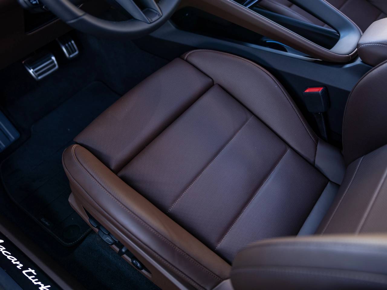 2025 Porsche Macan Macan Turbo Electric