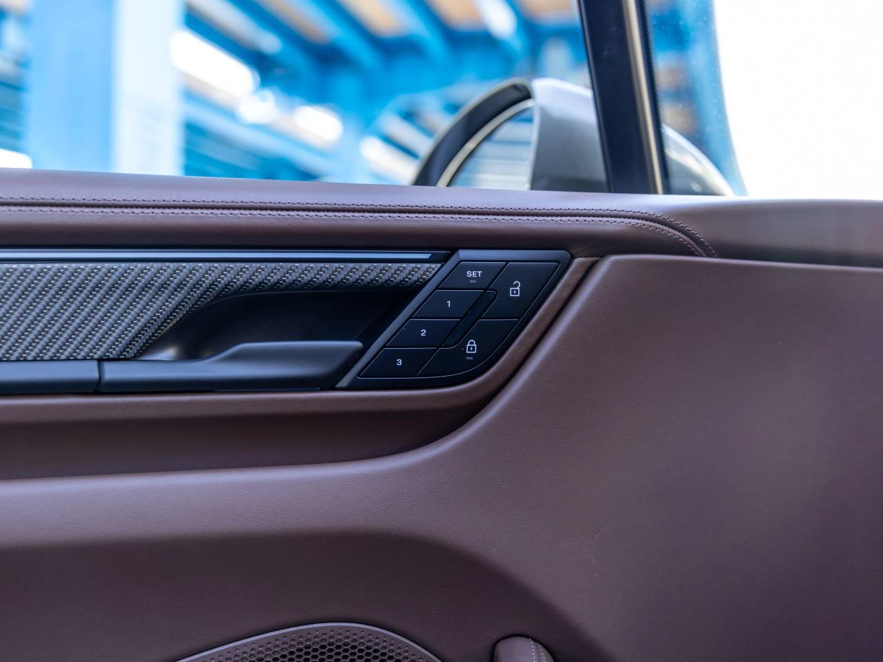 2025 Porsche Macan Macan Turbo Electric