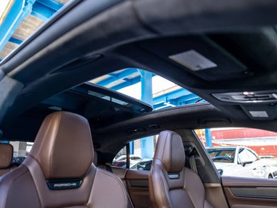 2025 Porsche Macan Macan Turbo Electric