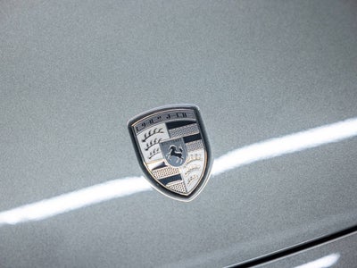 2025 Porsche Macan Macan Turbo Electric
