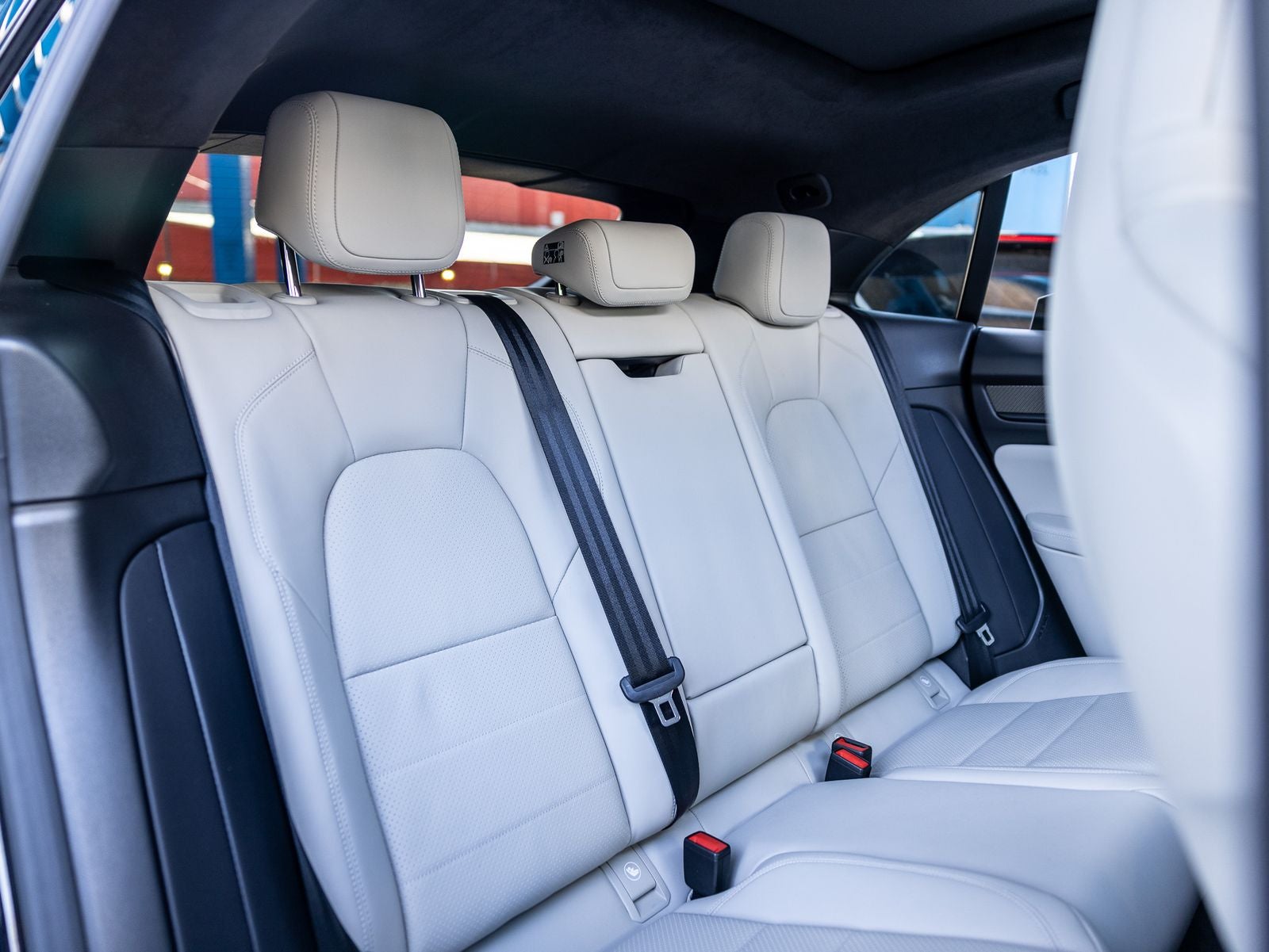2026 Porsche Macan Turbo Electric
