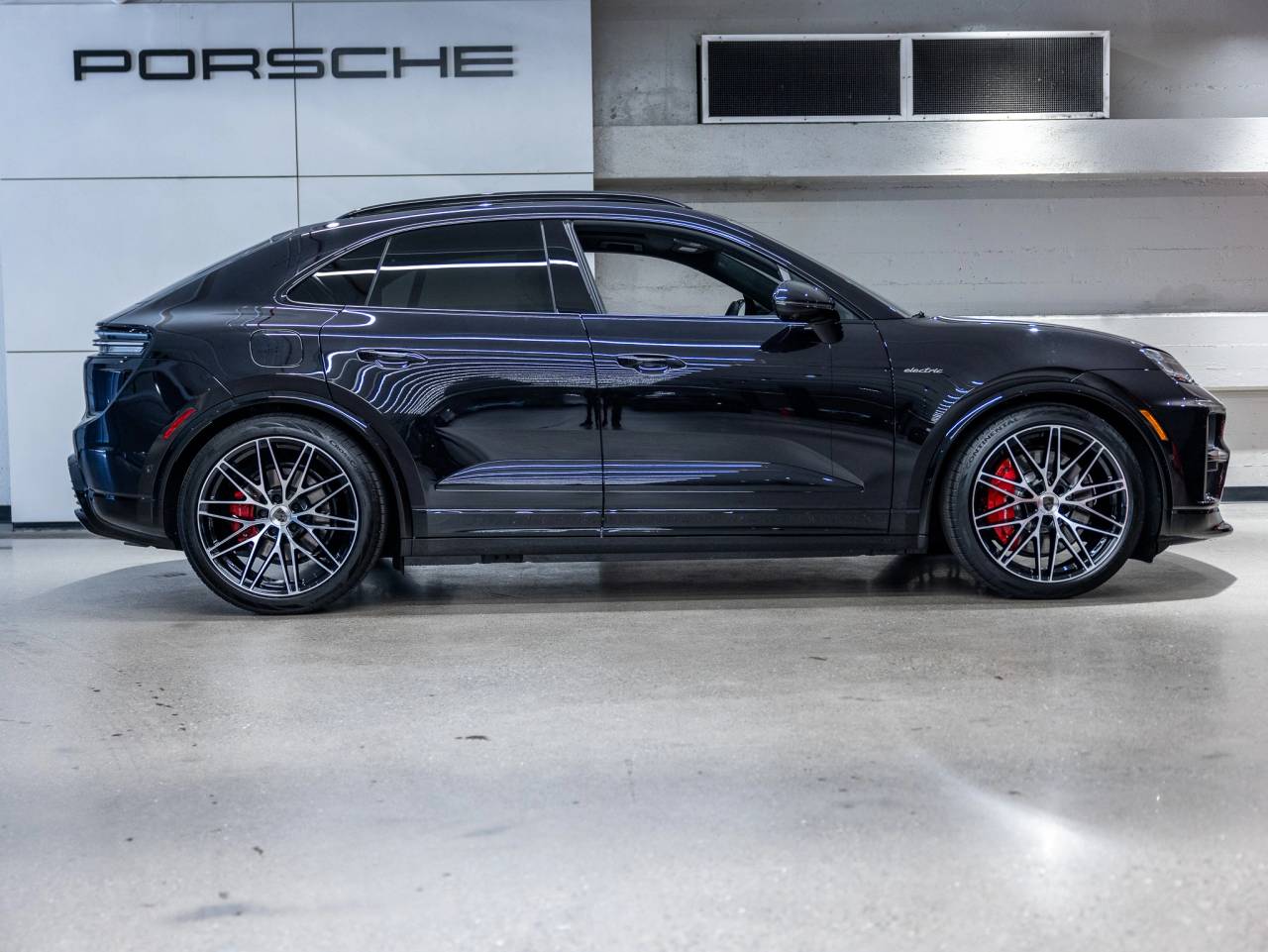 2026 Porsche Macan Turbo Electric