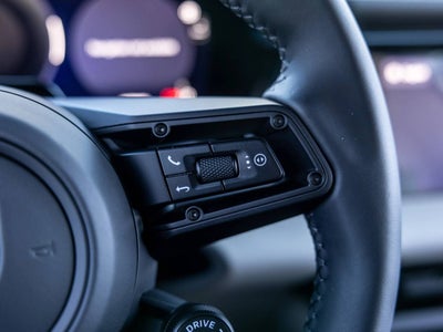 2026 Porsche Macan Turbo Electric