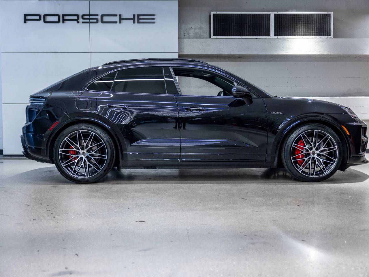 2026 Porsche Macan Turbo Electric