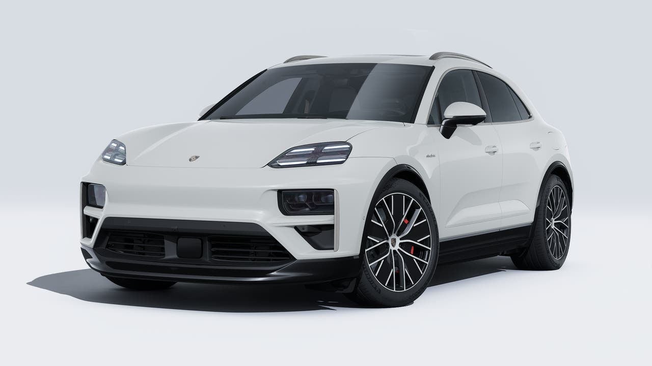 2026 Porsche Macan Macan Turbo Electric