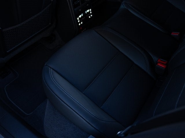 2025 Porsche Macan Macan Turbo Electric