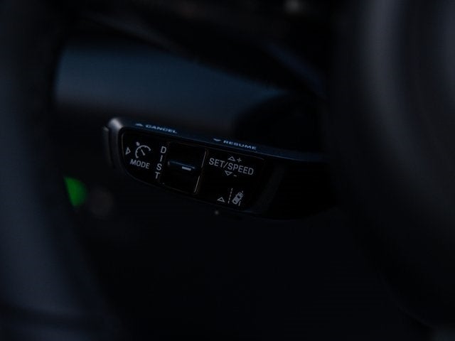 2025 Porsche Macan Macan Turbo Electric