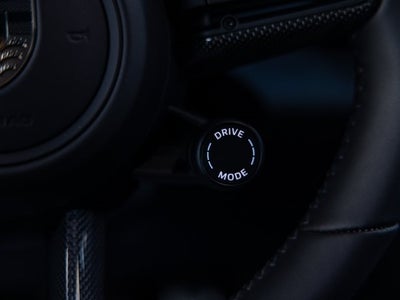 2025 Porsche Macan Macan Turbo Electric