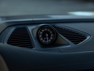 2025 Porsche Macan Macan Turbo Electric