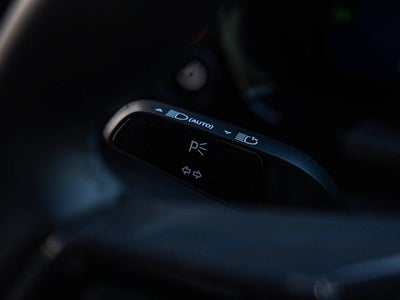 2025 Porsche Macan Macan Turbo Electric