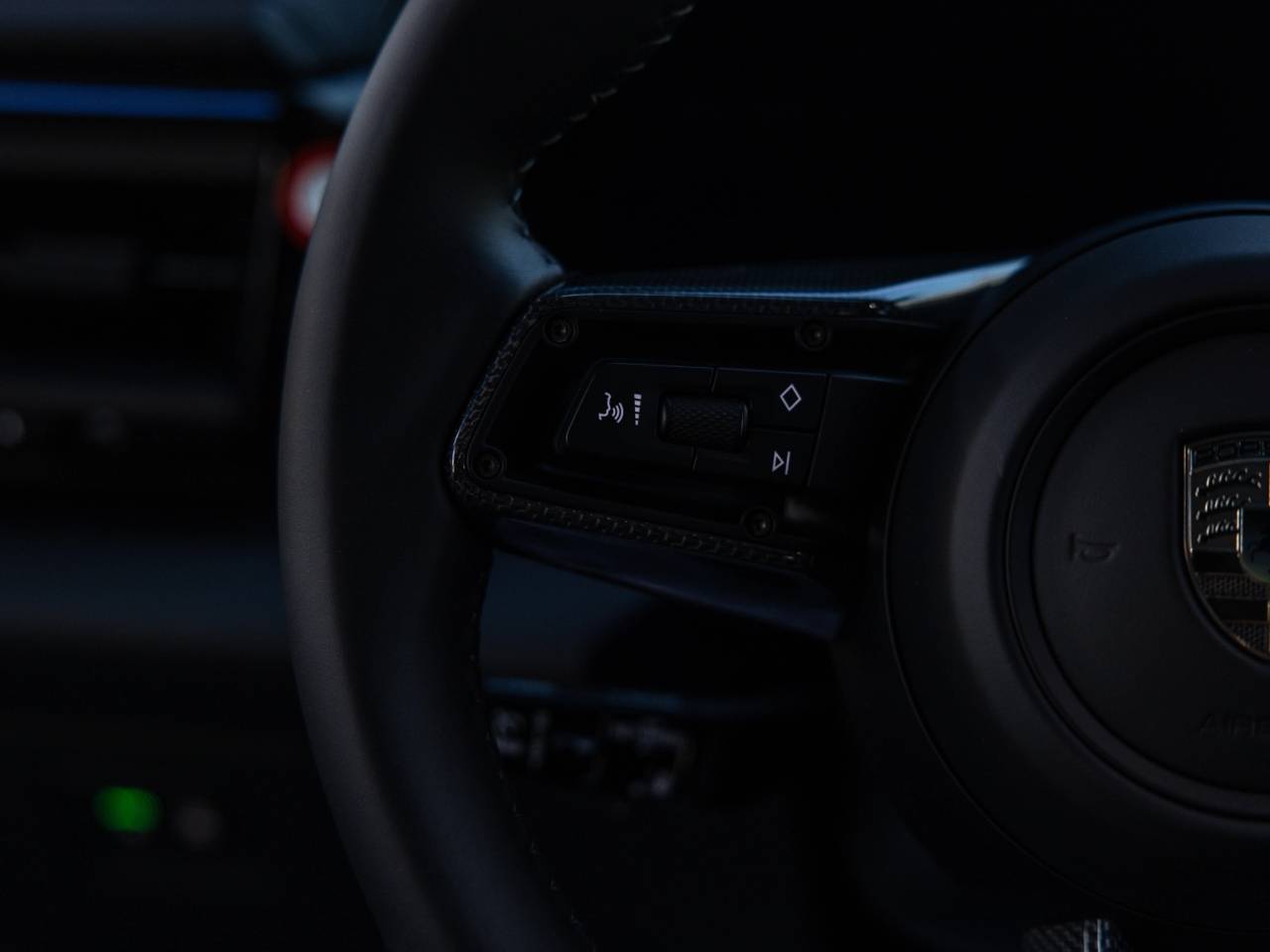 2025 Porsche Macan Macan Turbo Electric