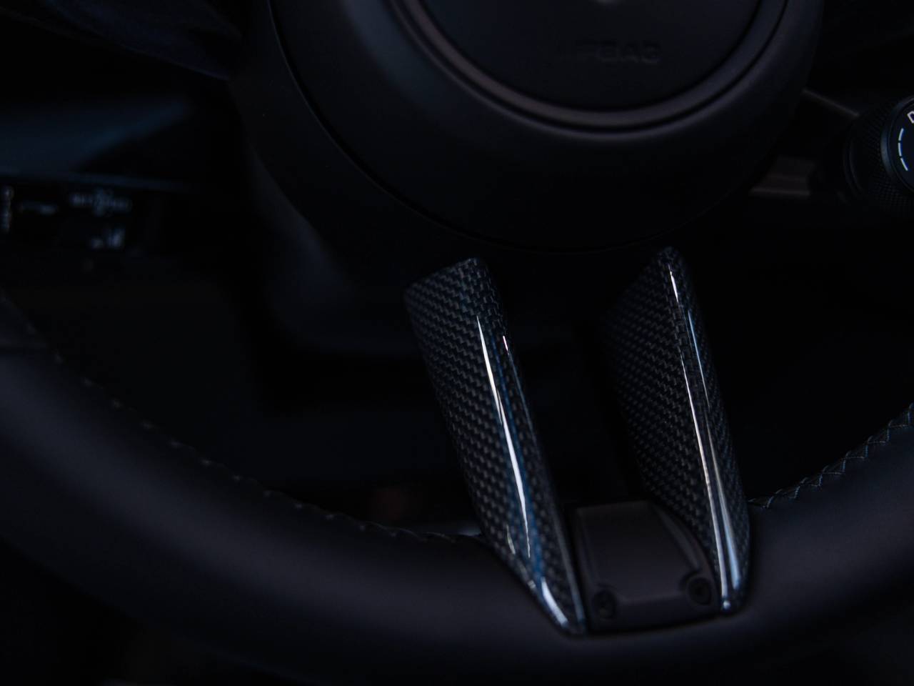 2025 Porsche Macan Macan Turbo Electric