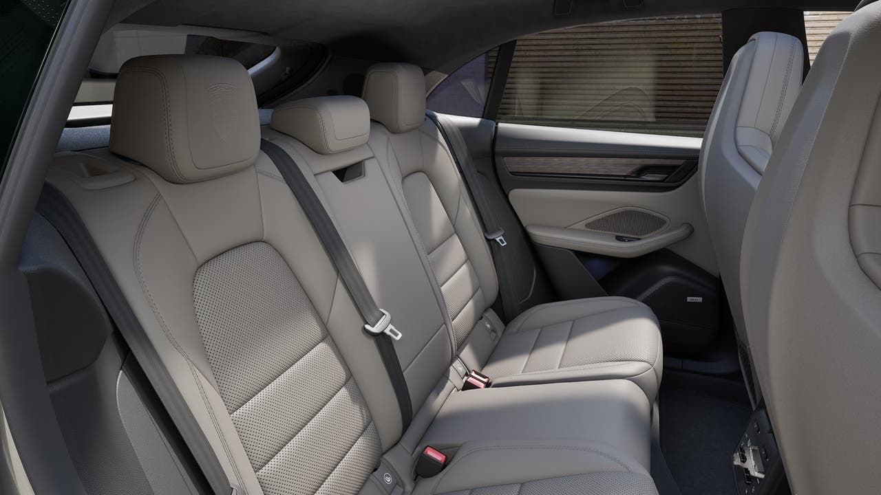 2026 Porsche Macan Macan Turbo Electric