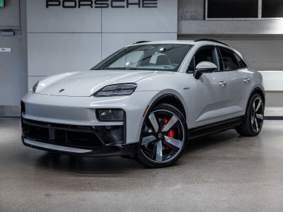 2026 Porsche Macan Macan Turbo Electric