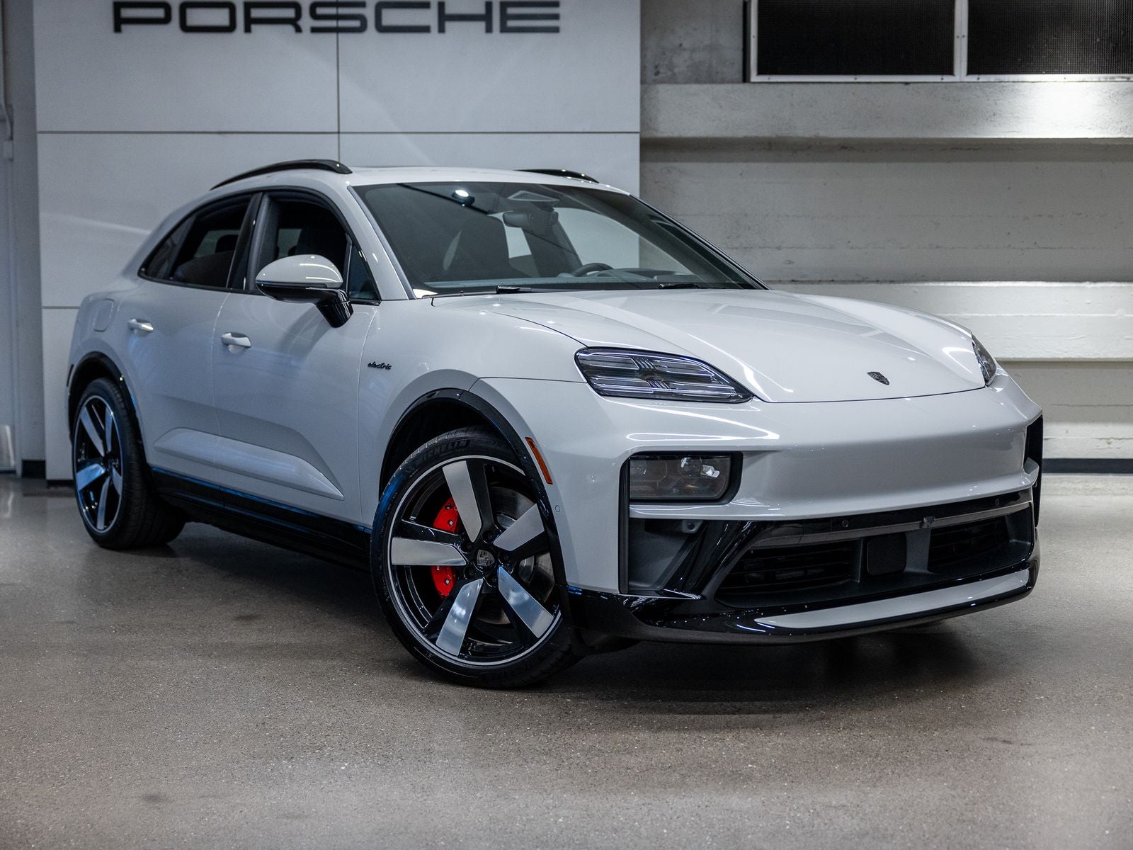 2026 Porsche Macan Macan Turbo Electric