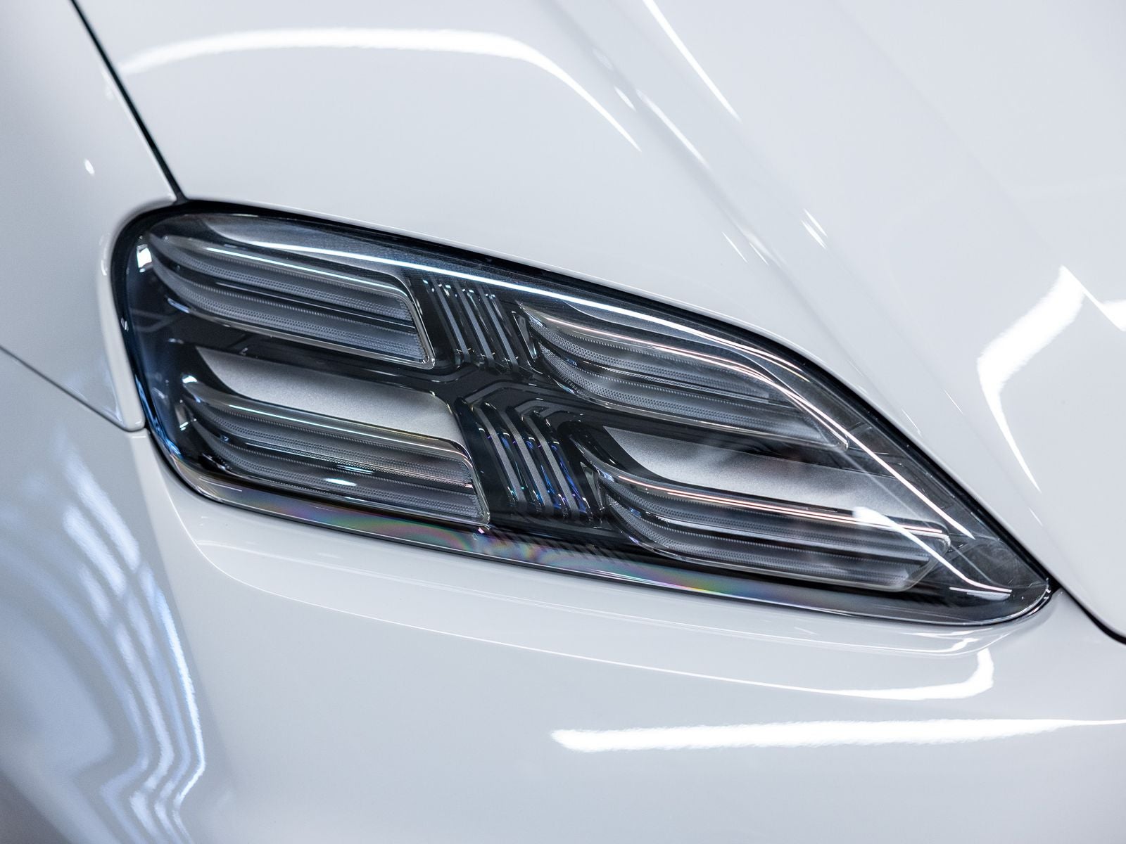 2026 Porsche Macan Macan Turbo Electric