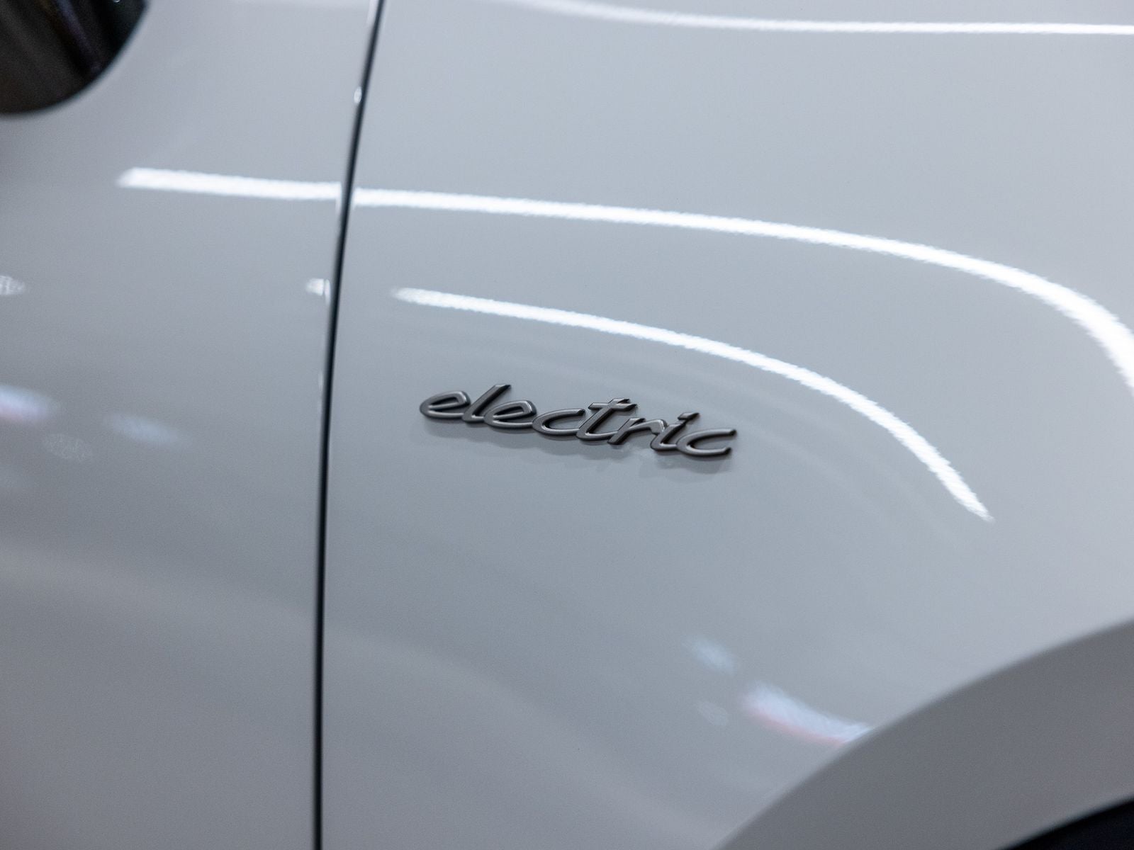 2026 Porsche Macan Macan Turbo Electric