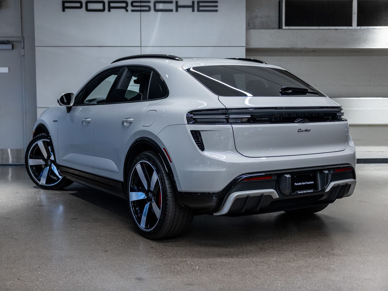 2026 Porsche Macan Macan Turbo Electric
