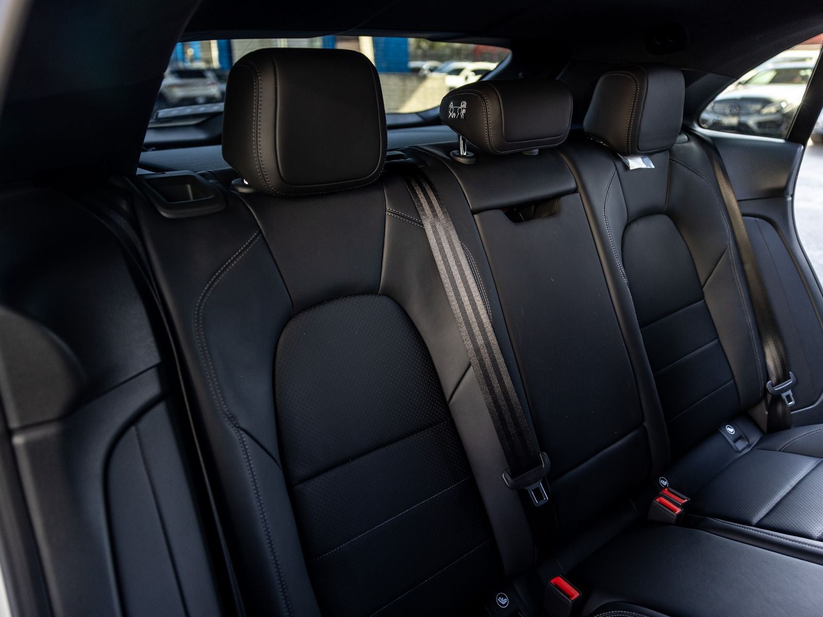 2026 Porsche Macan Macan Turbo Electric