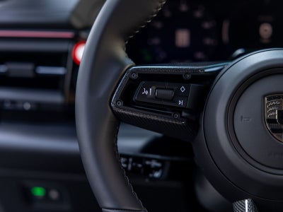 2026 Porsche Macan Macan Turbo Electric